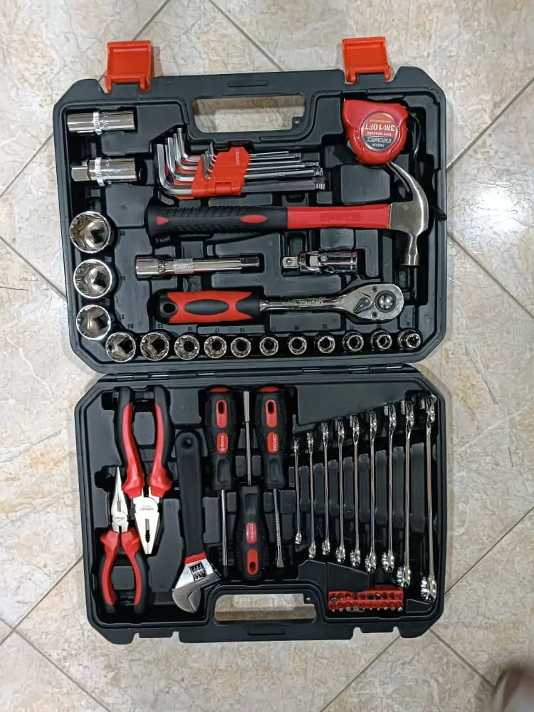 SET DE HERRAMIENTAS 65 PIEZAS