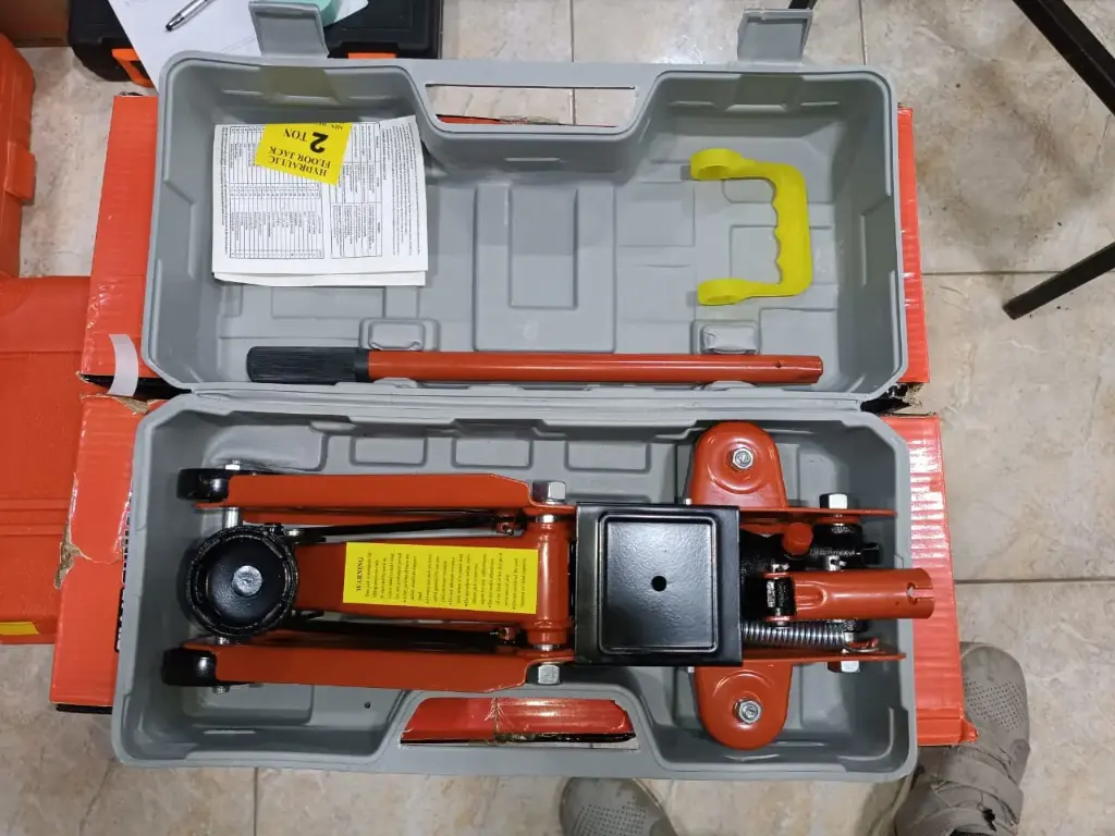 GATO CAIMAN 2 TONELADAS