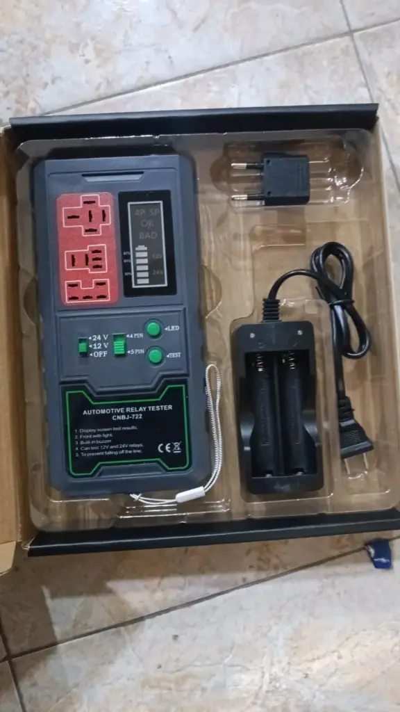 PROBADOR DE RELAY  12V/24V