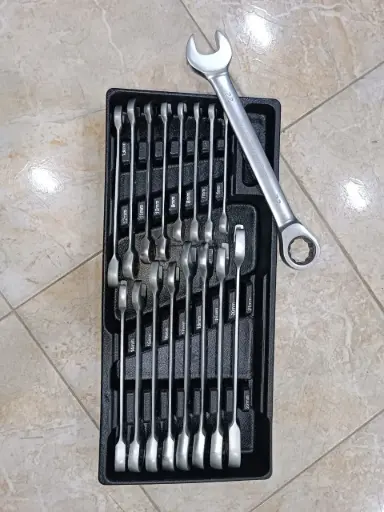 SET DE LLAVES RATCHET 17 PIEZAS