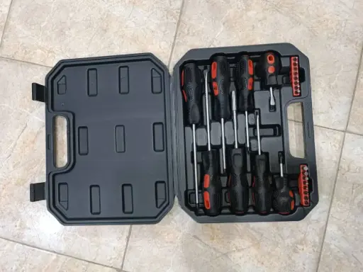 [24 PIEZAS] SET DE DESTORNILLADORES