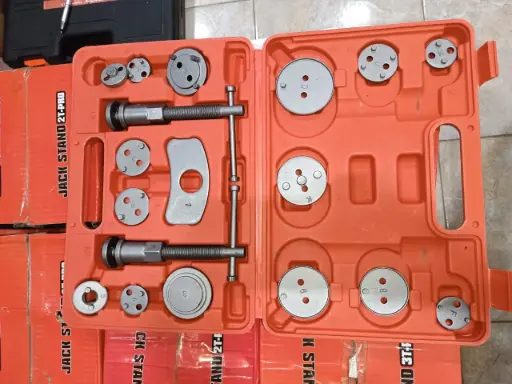 [FRENOS 18 PIEZAS] SET DE EXTRACTORES DE TAMBORES